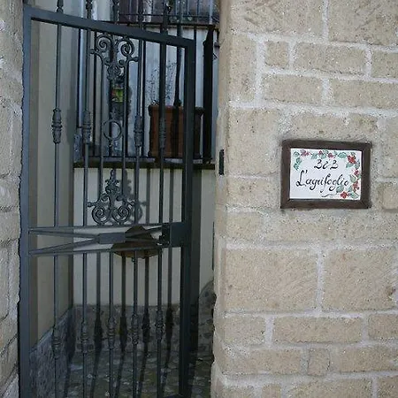 Bed & Breakfast B&B L' Agrifoglio SantʼAgata deʼ Goti